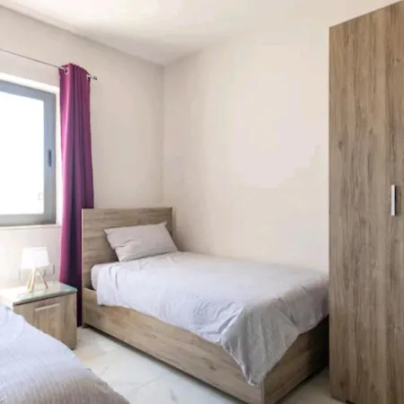 Stylish 3bed Penthouse Close To The Blue Grotto *